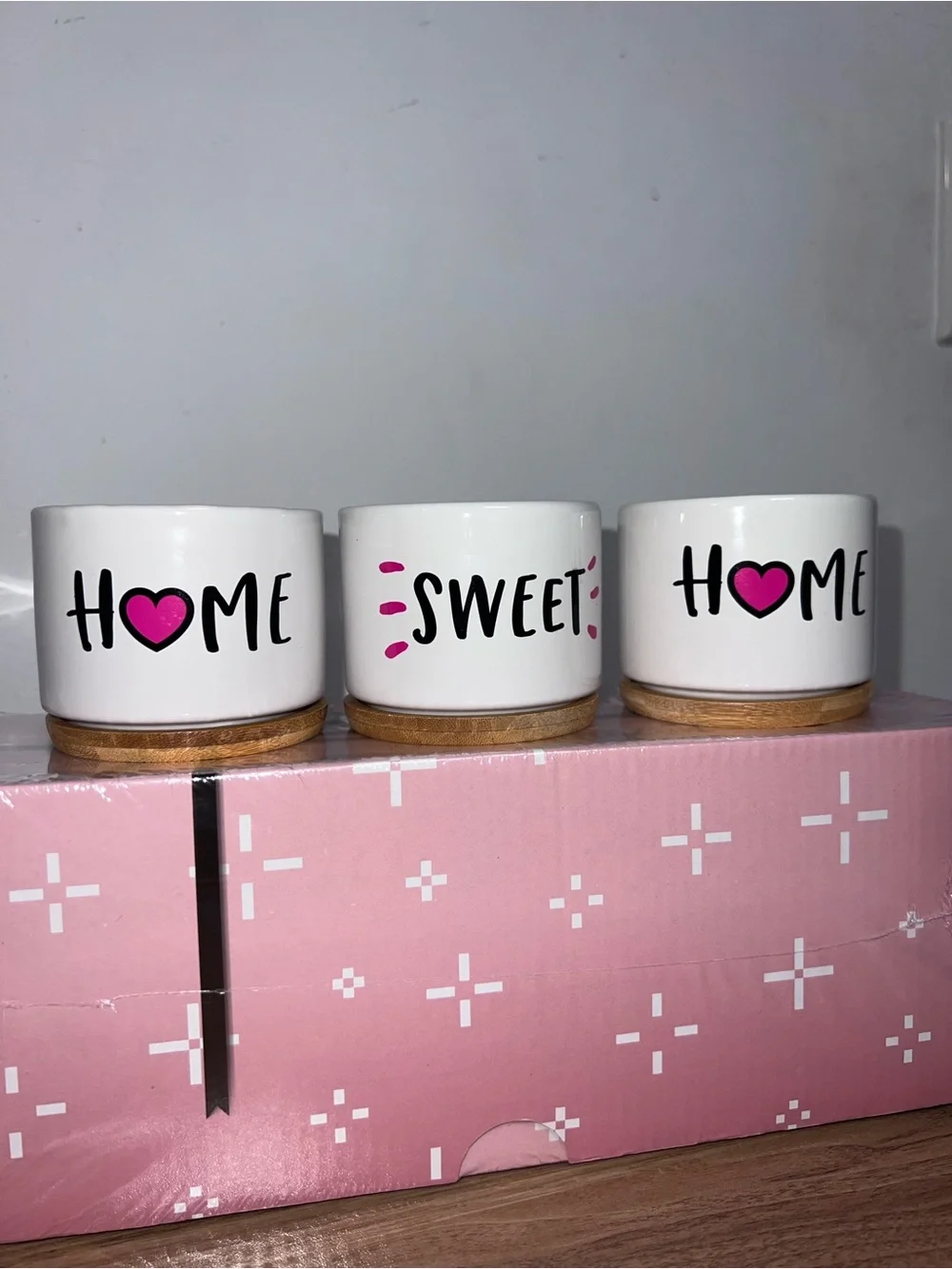 White Ceramic 'Home Sweet Home' Planter Set with Pink Heart Accents